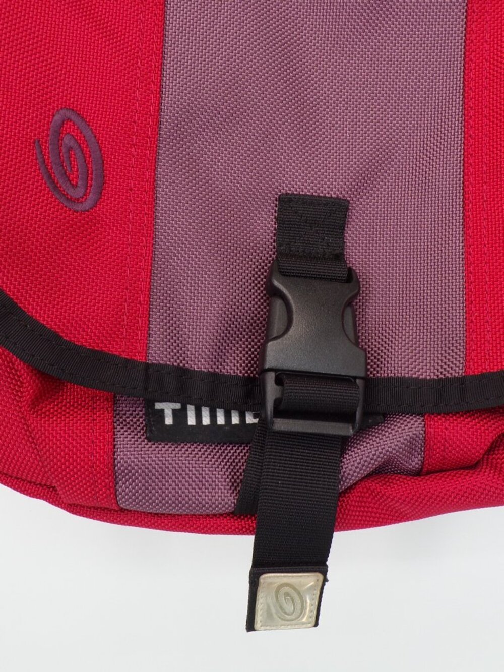 Timbuk2 Classic Messenger Bag Red/Purple Adjustable Shoulder Strap. 11x8. NWOT. - Picture 5 of 6